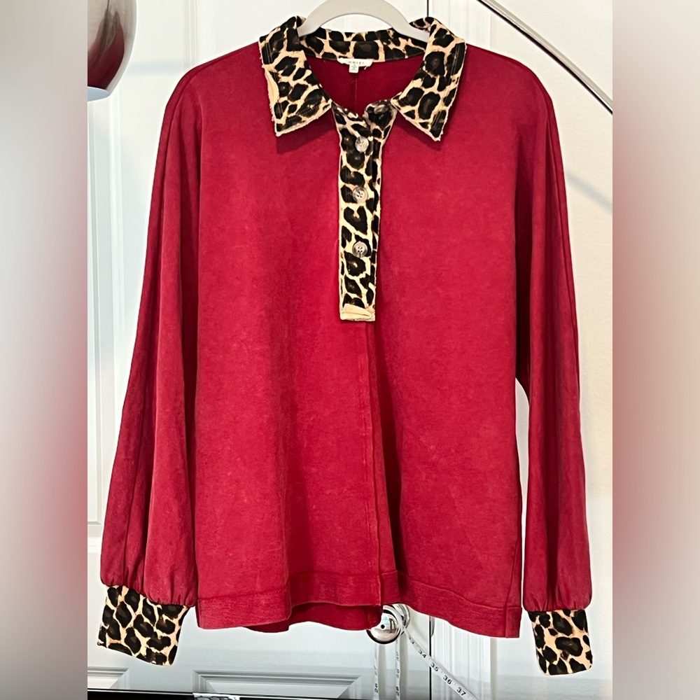 JODIFL Leopard Collared Long Sleeve - Small